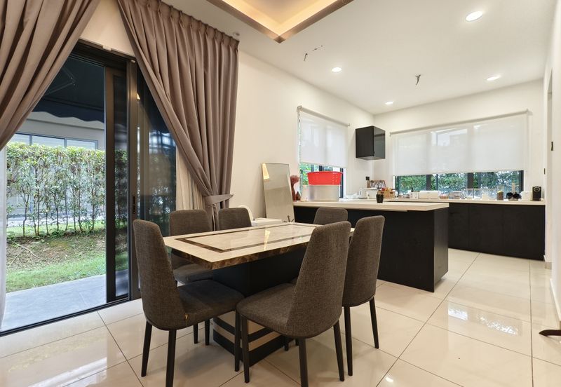 Country Garden Diamond City