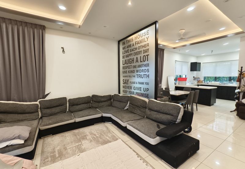 Country Garden Diamond City