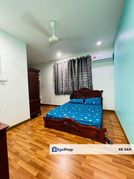 (FULLY FURNISHED + NOTTHINGHAM UNIVERSITY) TAMAN TIARA EAST, Selangor, Semenyih