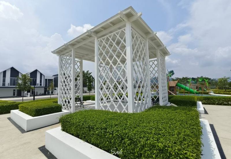 Hazelton @ Eco Forest 3