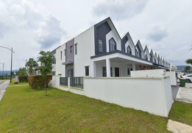 Hazelton @ Eco Forest 3