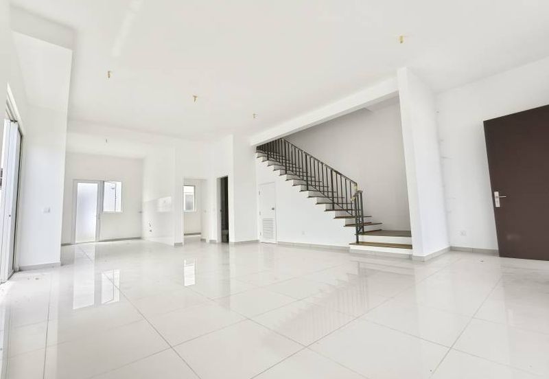 Hazelton @ Eco Forest 3