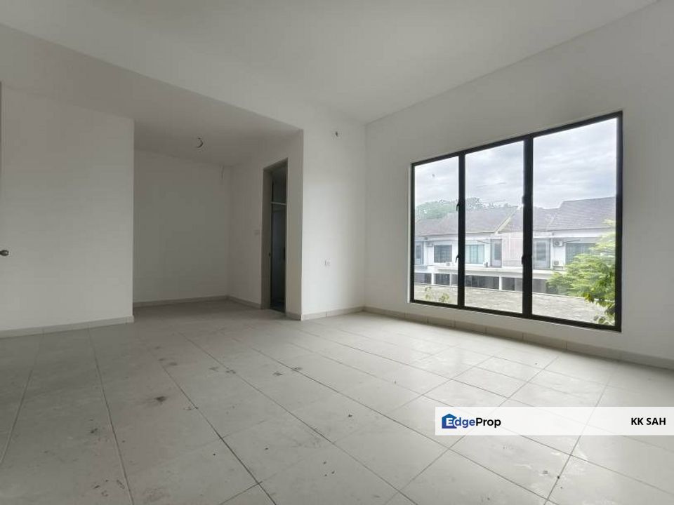 (BRAND NEW 22x80 FULL LOAN) 2 STOREY @ TAMAN SEMENYIH MEWAH, Selangor, Semenyih