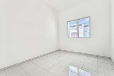 Azolla @ Setia EcoHill 2