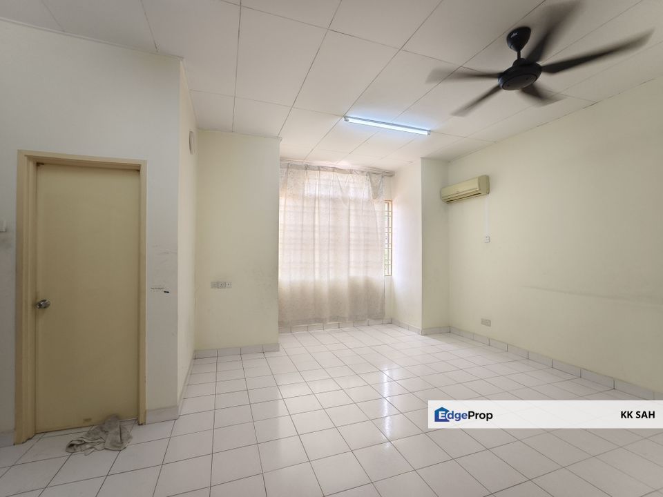 (FULL LOAN + MOVE IN CONDITION) 2 STOREY @ TAMAN PELANGI SEMENYIH, Selangor, Semenyih