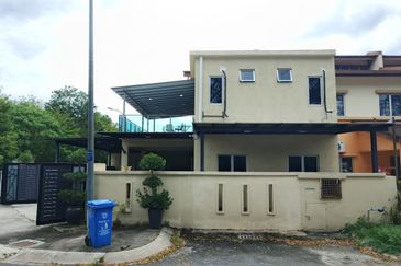 Jalan Spektrum U16 @ Taman Bukit Subang