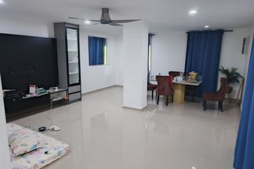 Jalan Spektrum U16 @ Taman Bukit Subang