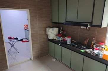 Jalan Spektrum U16 @ Taman Bukit Subang