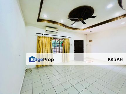 (RENOVATED) 2 STOREY TERRACE @ TAMAN PINGGIRAN SAUJANA, KAJANG, Selangor, Kajang