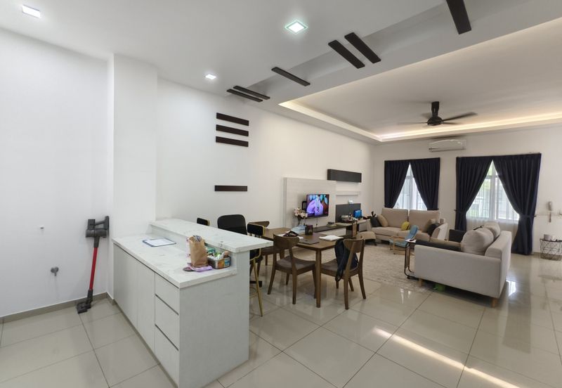 Cradleton @ Eco Majestic