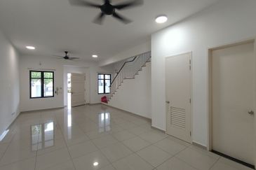 Cradleton @ Eco Majestic