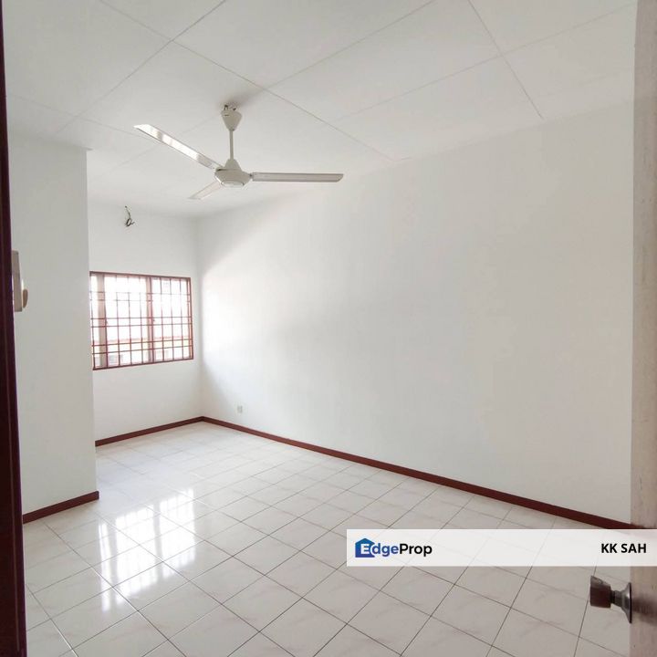 (22x75 FULL LOAN) 2 STOREY @ TAMAN KAJANG PERDANA, Selangor, Kajang