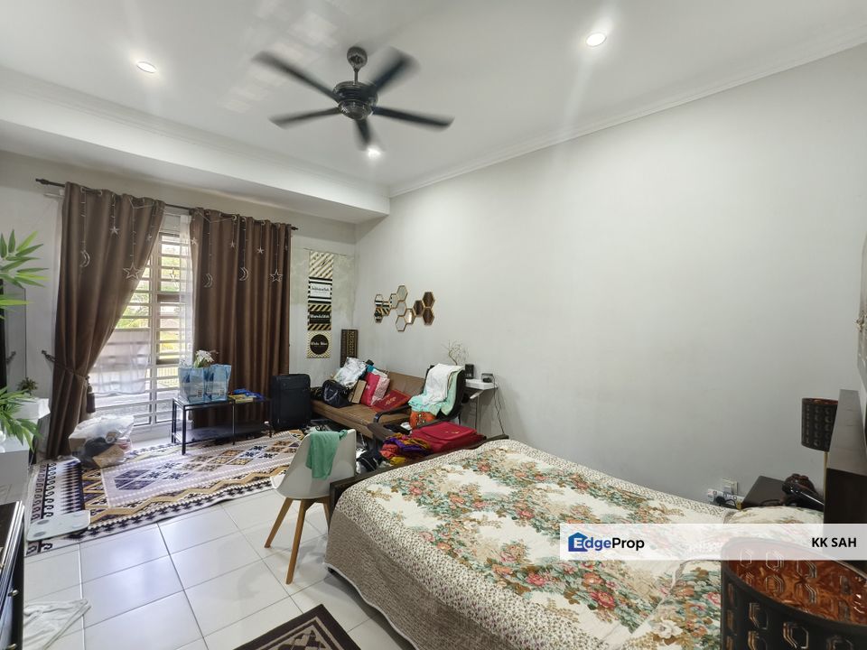 (FULLY RENOVATED + FACING OPEN) 2 STOREY @ (ZENIA) TAMAN HARMONI, BANDAR TEKNOLOGI KAJANG, Selangor, Semenyih