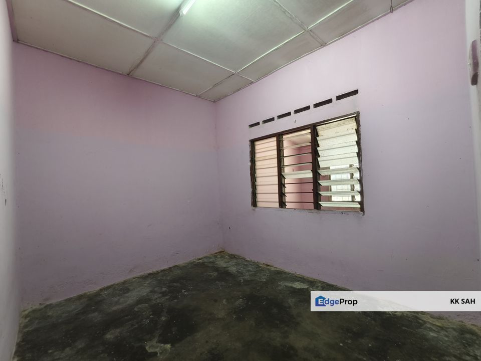 (FULL LOAN 22x75 FULLY EXTENDED) 1 STOREY @ TAMAN DESA KENANGA, Selangor, Semenyih
