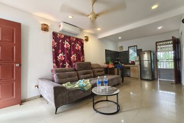 Taman Indah Sungai Jelok