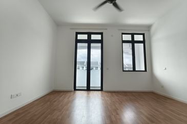 Cradleton @ Eco Majestic