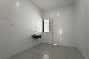 Cradleton @ Eco Majestic