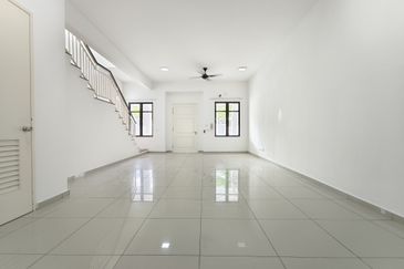 Cradleton @ Eco Majestic