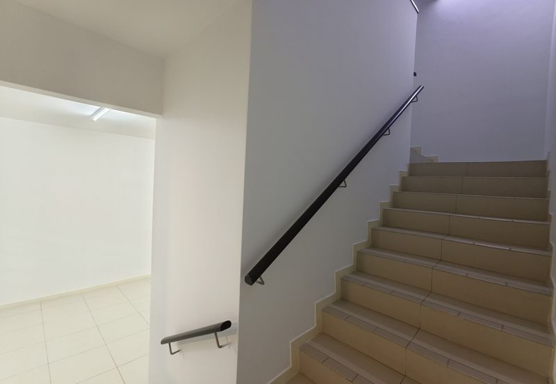 Parkfield Residences, Tropicana Heights