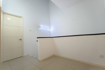 Fairfield Residences, Tropicana Heights