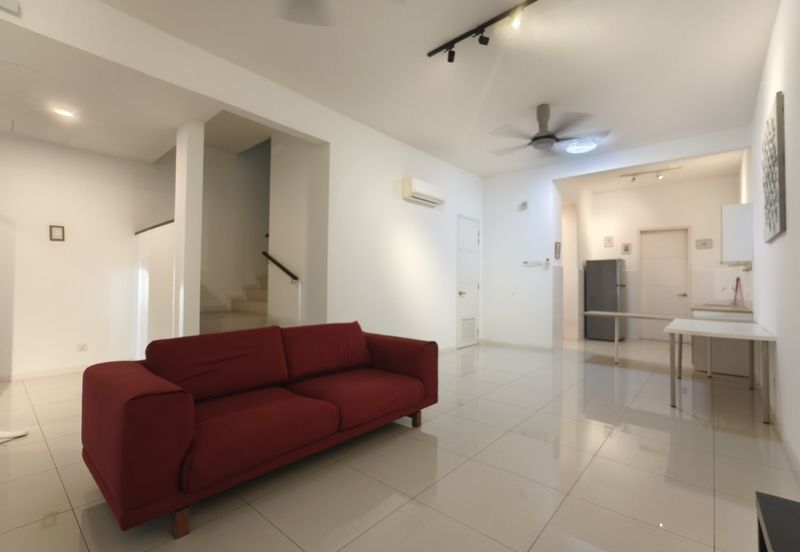 Parkfield Residences, Tropicana Heights