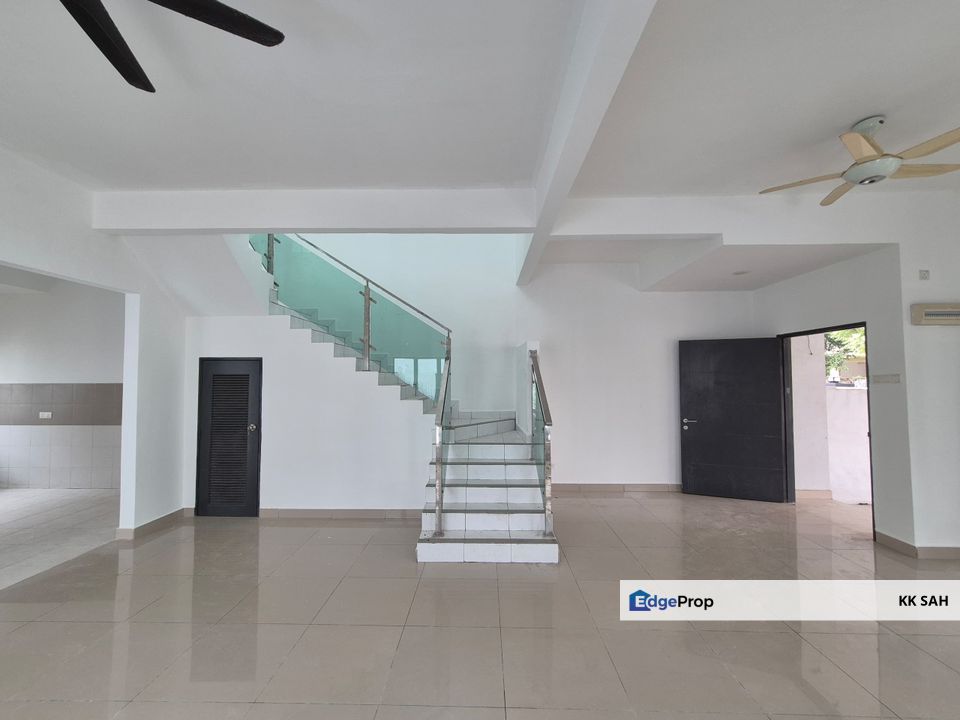 (FULL LOAN) 2 STOREY END LOT @ SEMENYIH PARKLANDS, Selangor, Semenyih