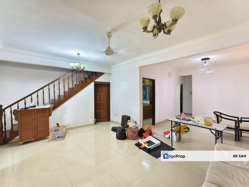 (FULLY RENOVATED 22x75 FULLY EXTENDED) 2 STOREY LINK HOUSE @ TAMAN BUKIT MEWAH, KAJANG, Selangor, Kajang