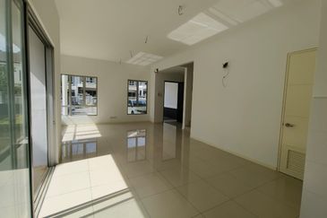 Fairfield Residences, Tropicana Heights
