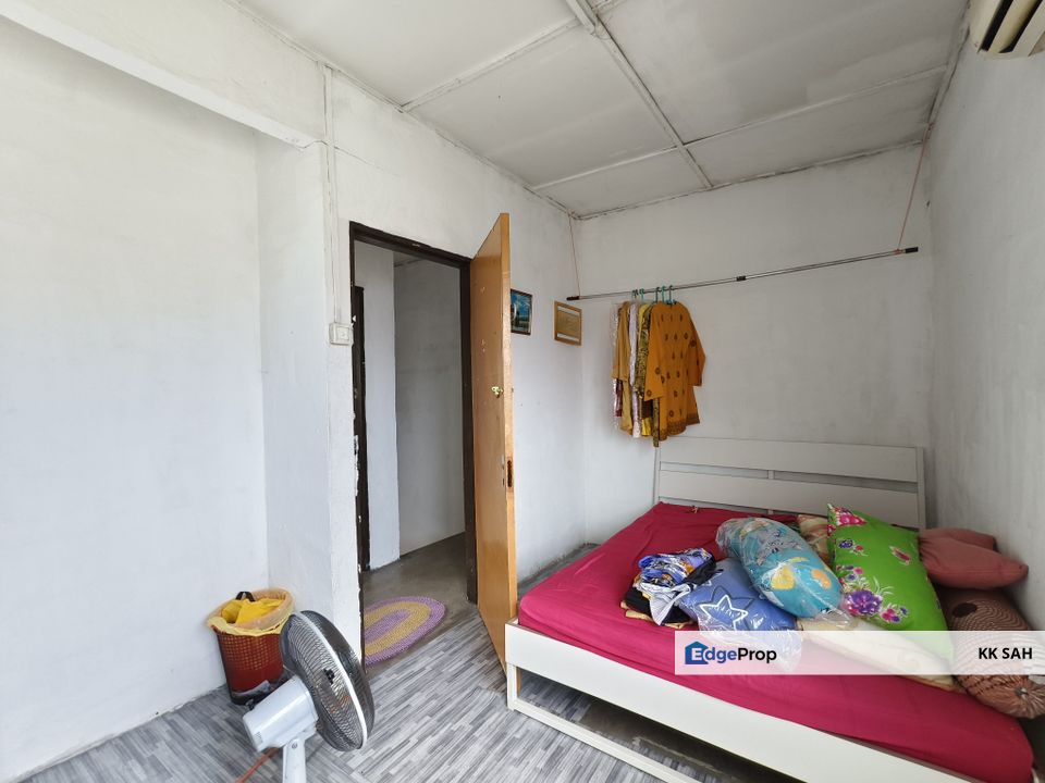 (FULL LOAN) 2 STOREY @ TAMAN ZAMRUD, KAJANG, Selangor, Kajang