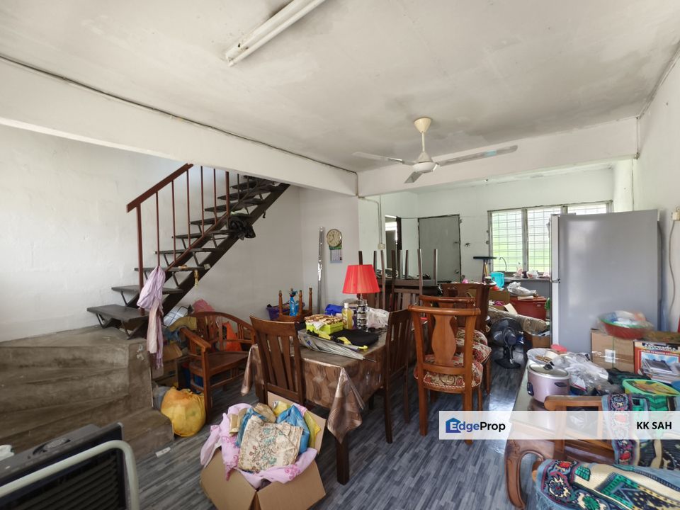 (FULL LOAN) 2 STOREY @ TAMAN ZAMRUD, KAJANG, Selangor, Kajang