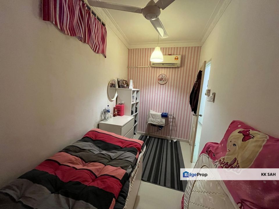 (FULL LOAN) 2 STOREY END LOT @ TAMAN REKO MUTIARA, Selangor, Kajang