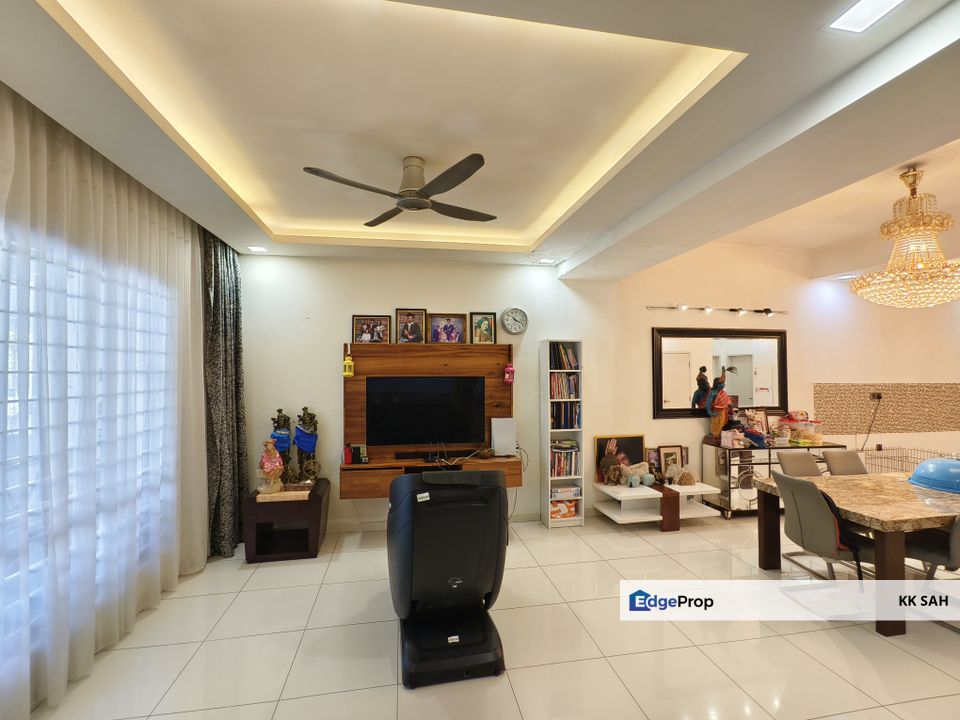 (RENOVATED UNIT) 2 STOREY SUPERLINK @ TROPICANA HEIGHTS, Selangor, Semenyih