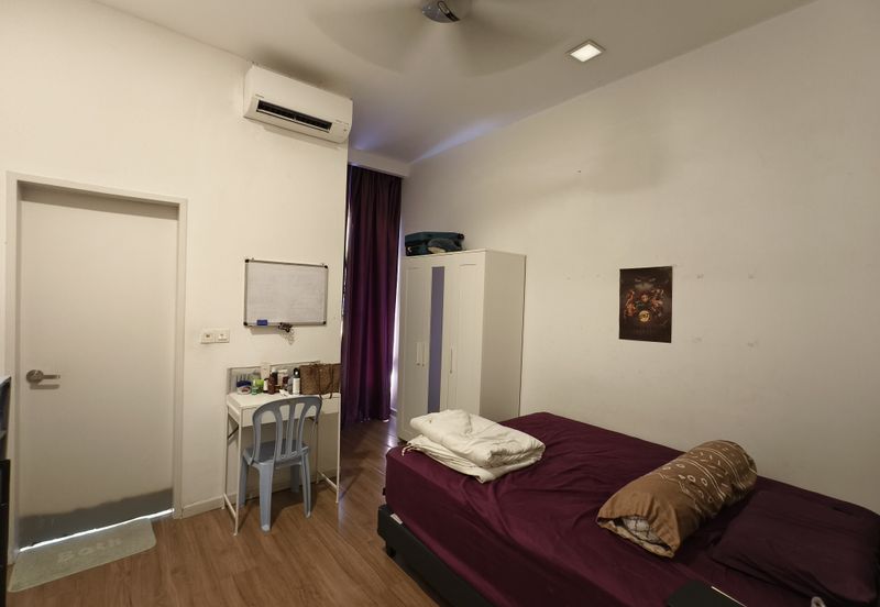 Parkfield Residences, Tropicana Heights