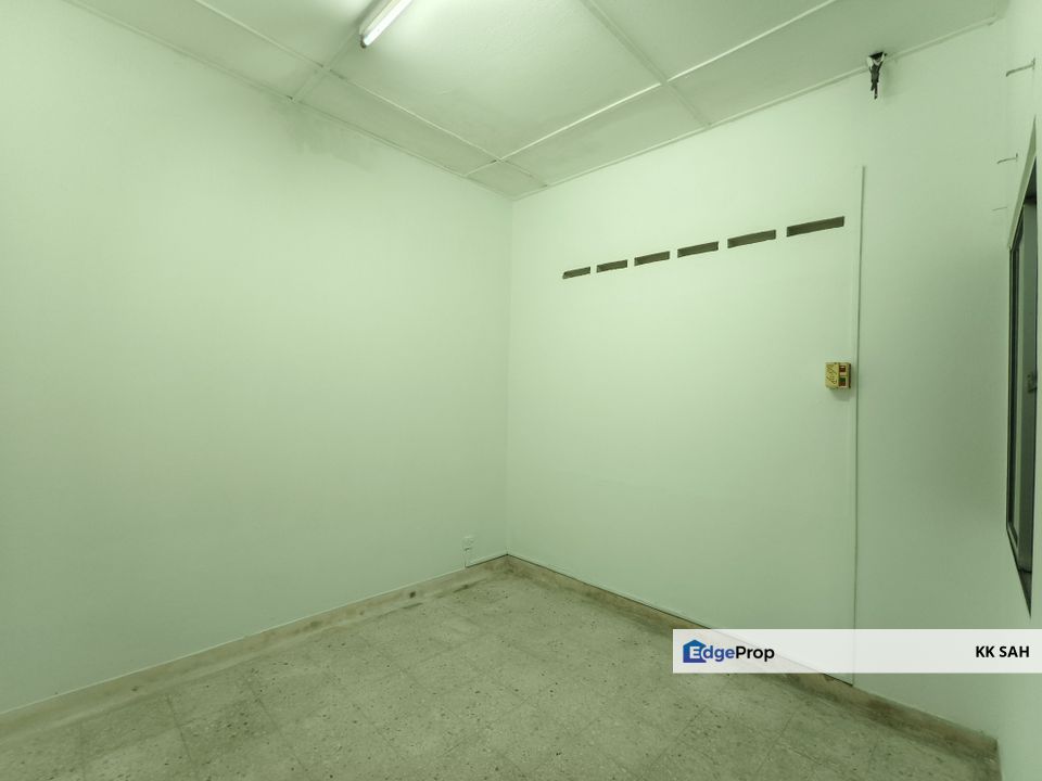 (FULL LOAN RENOVATED FACING OPEN) 1 STOREY @ TAMAN DESA SEMENYIH, Selangor, Semenyih