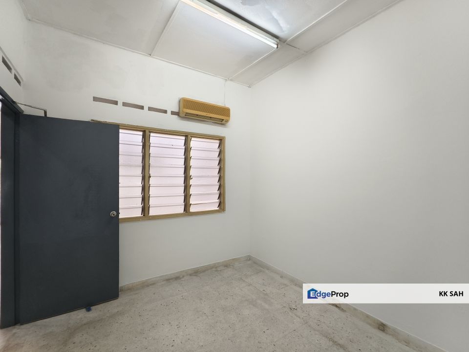 (FULL LOAN RENOVATED FACING OPEN) 1 STOREY @ TAMAN DESA SEMENYIH, Selangor, Semenyih