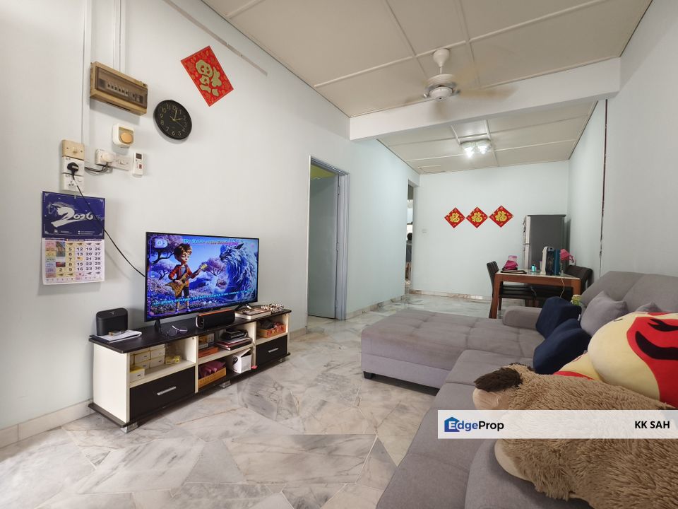 (FULL LOAN + MRT STATION + KITCHEN EXTENDED) 1 STOREY @ TAMAN KAJANG UTAMA, Selangor, Kajang