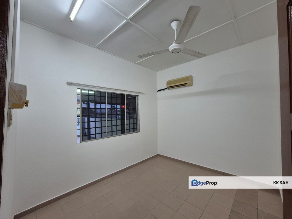 FULL LOAN 22x75 FULLY EXTENDED - 1 STOREY @ TAMAN DESA KENANGA, SEMENYIH, Selangor, Semenyih