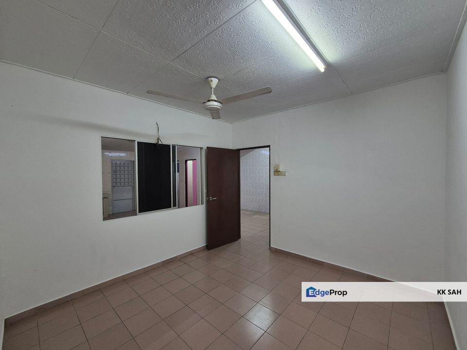 FULL LOAN 22x75 FULLY EXTENDED - 1 STOREY @ TAMAN DESA KENANGA, SEMENYIH, Selangor, Semenyih