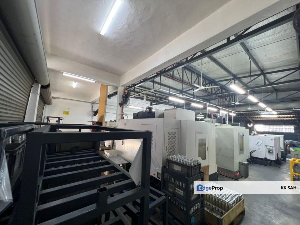 (END LOT) 1.5 STOREY FACTORY WAREHOUSE @ BANDAR TEKNOLOGI KAJANG, Selangor, Semenyih