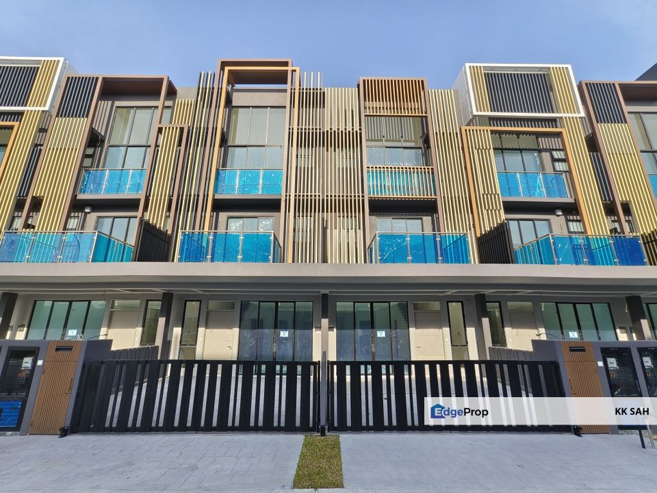 (BRAND NEW) 3 STOREY SUPERLINK @ TAMAN PUCHONG LAGENDA, PUCHONG, Selangor, Puchong