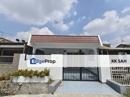 (FULL LOAN + MRT STATION + KITCHEN EXTENDED) 1 STOREY @ TAMAN KAJANG UTAMA, Selangor, Kajang