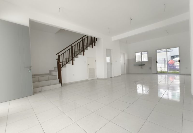 Cradleton @ Eco Majestic