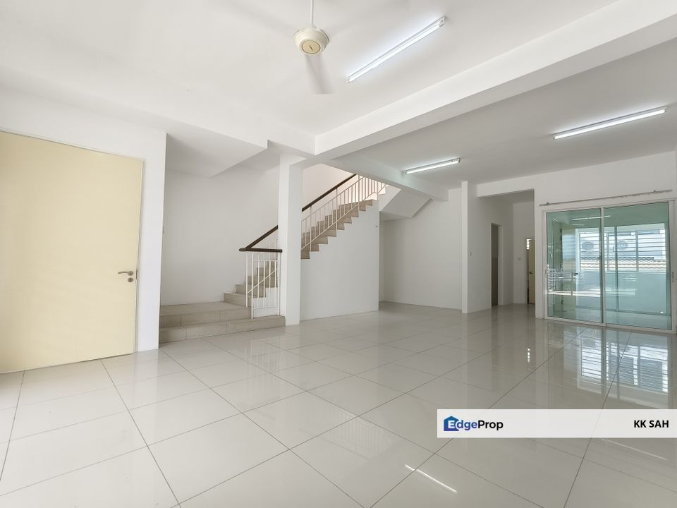 (22x65 FULL LOAN) 2 STOREY @ TAMAN NADAYU 92, KAJANG 2, Selangor, Kajang