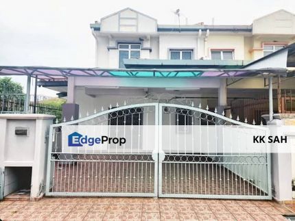 (RENOVATED + MOVE IN CONDITION) 2 STOREY END LOT @ TAMAN SERI EMAS, KAJANG, Selangor, Kajang