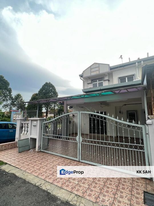 (RENOVATED END LOT + GOOD CONDITION) 2 STOREY @ TAMAN SERI EMAS, SUNGAI CHUA, Selangor, Kajang