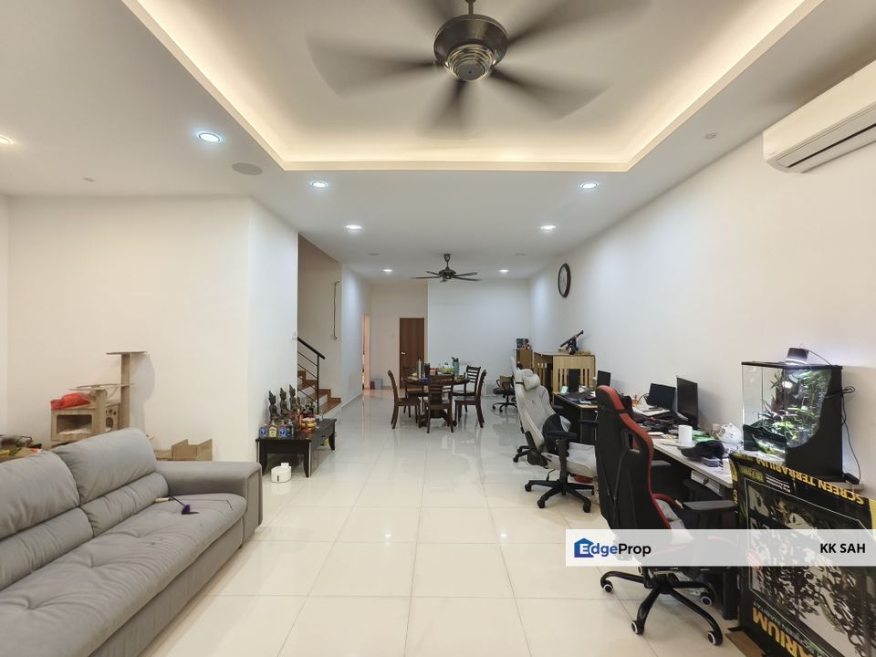 (RENOVATED 23x80 MRT STATION) 2 STOREY SUPERLINK @ RIDGEVIEW RESIDENCES, KAJANG, Selangor, Kajang