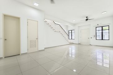 Cradleton @ Eco Majestic