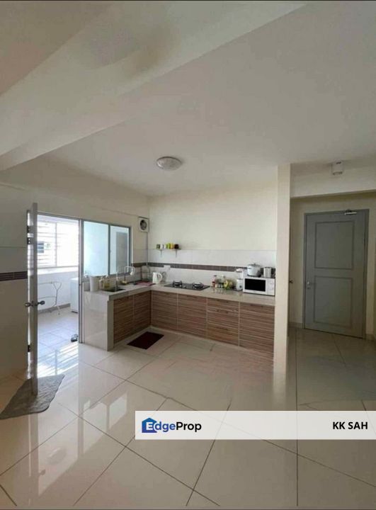 (FULL LOAN BIG SIZE + MRT STATION) TIARA PARKHOMES @ KAJANG, Selangor, Kajang