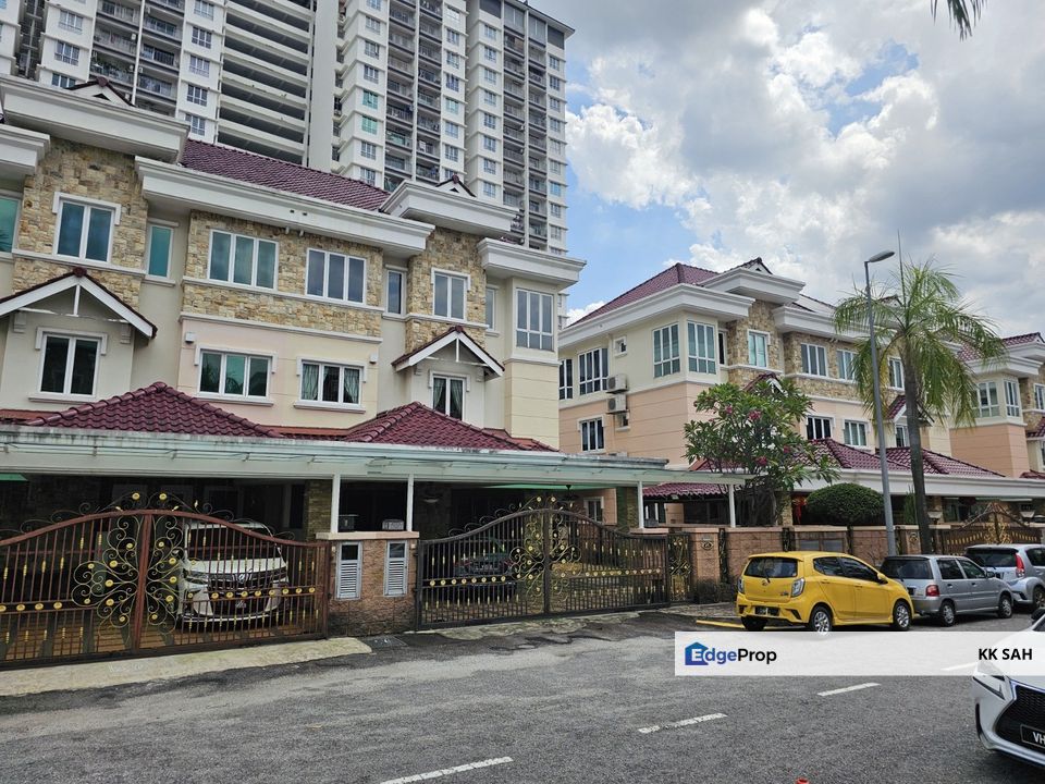 (FULL LOAN + RENOVATED + CLUBHOUSE) 3 STOREY SEMI-D @ 1080 RESIDENCES, KAJANG, Kuala Lumpur, Salak Selatan
