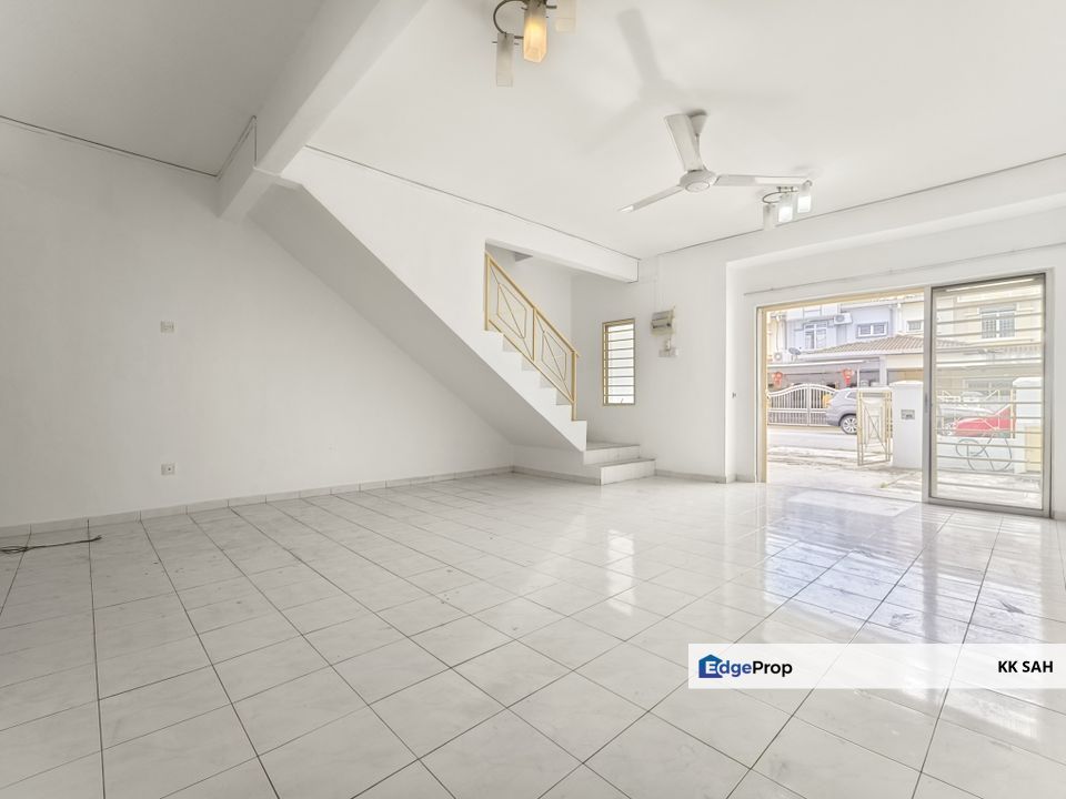 (FULL LOAN) 2 STOREY HOUSE @ TAMAN SERI EMAS, KAJANG, Selangor, Kajang